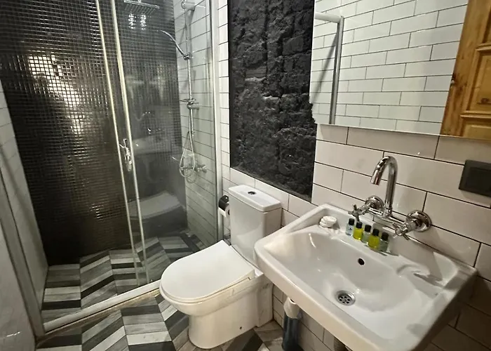 Pera Tunnel Hotel 2*